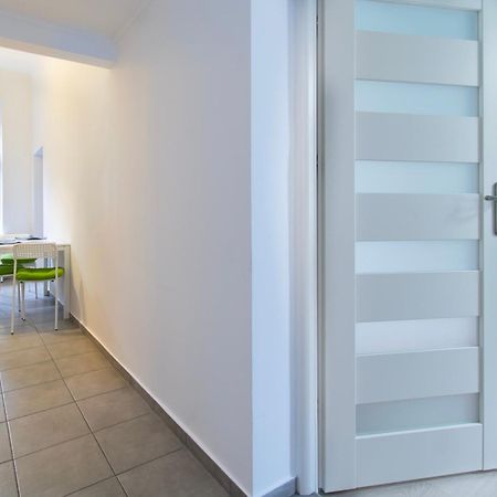 Light Apartment Zyblikiewicza Street Krakow Exterior photo